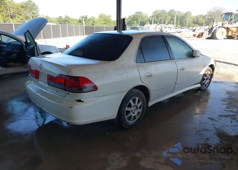 2001 Honda Accord 2.3 Ex z USA, uszkodzony, nr VIN 1HGCG56621A016151